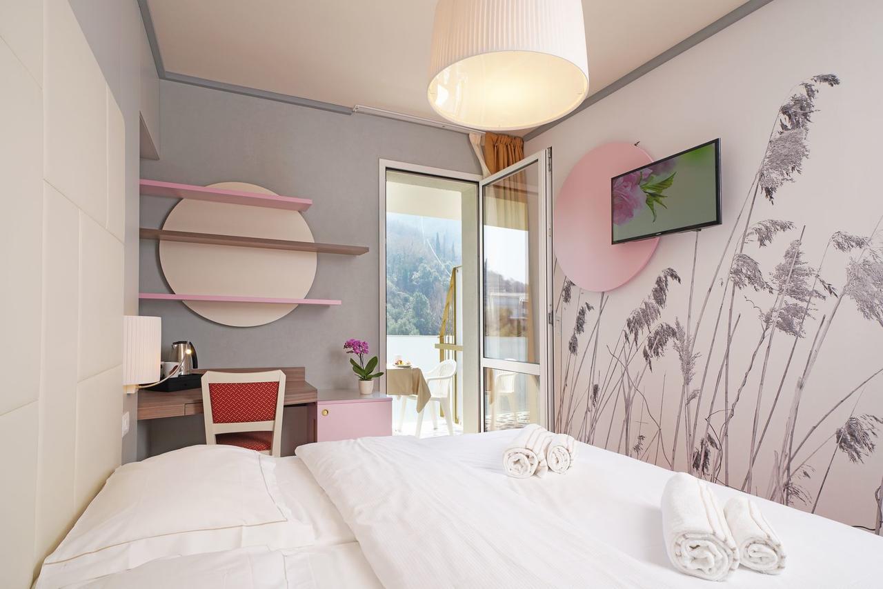 Hotel La Perla - Bike Hotel 가르다 외부 사진
