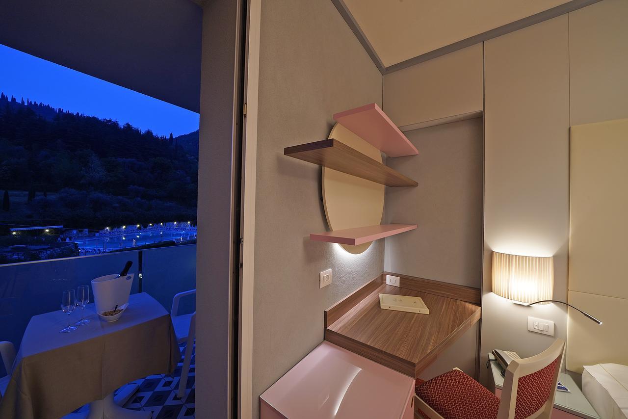 Hotel La Perla - Bike Hotel 가르다 외부 사진