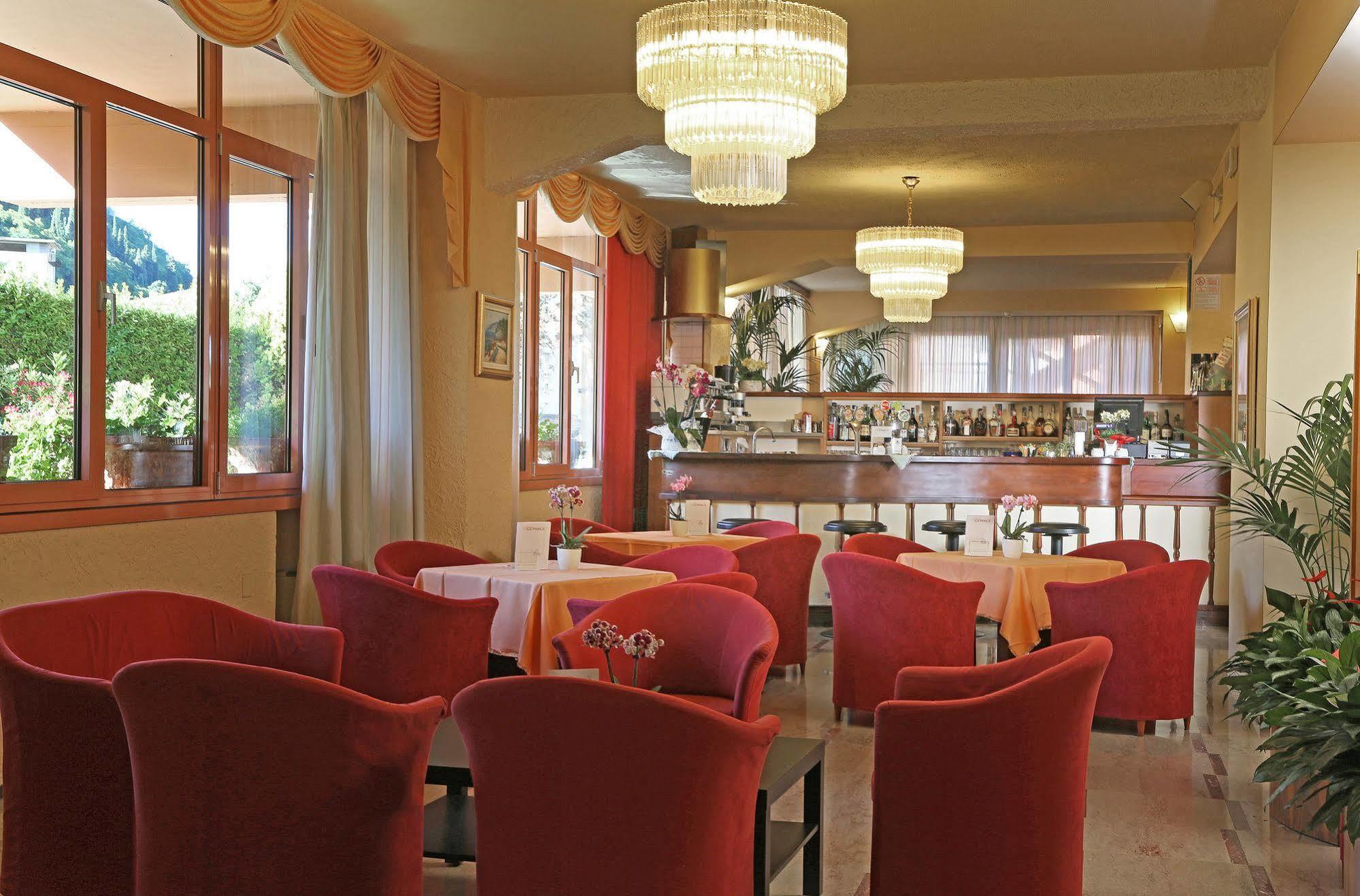Hotel La Perla - Bike Hotel 가르다 외부 사진